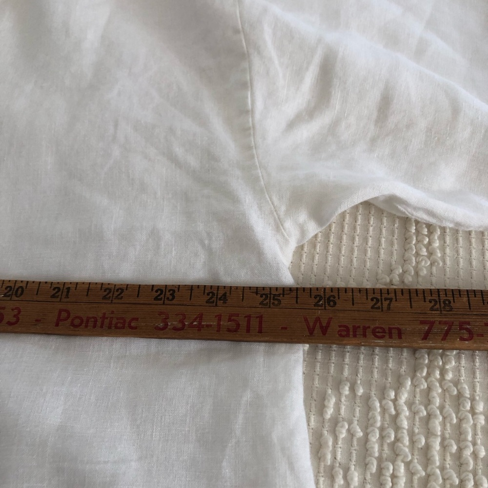 bryn Walker  V-Neck Linen Tunic with Front Kangaroo Pocket - Picture 9 of 10